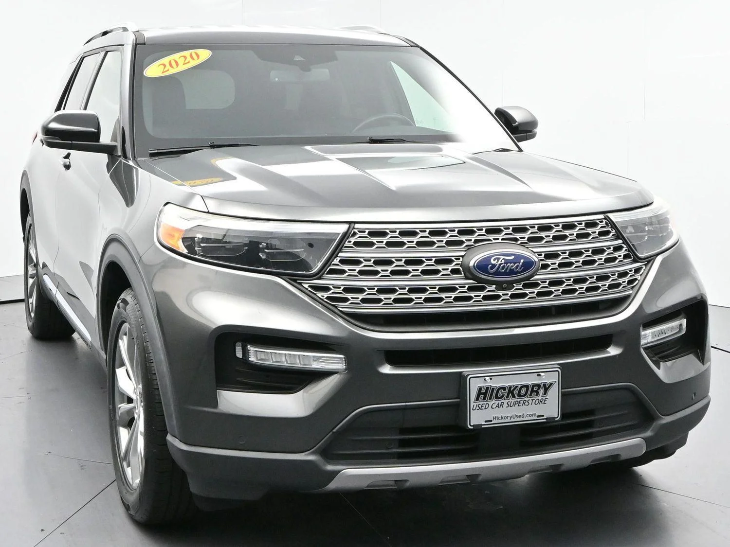 Used 2020 Magnetic Ford Limited image 2