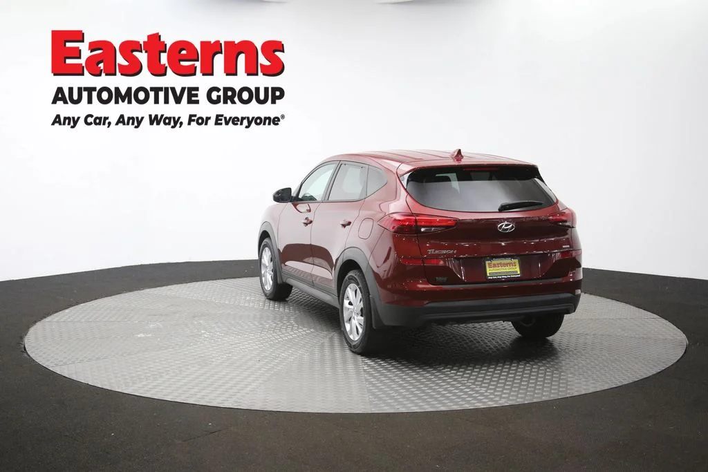Used 2020 Red Hyundai SE image 65
