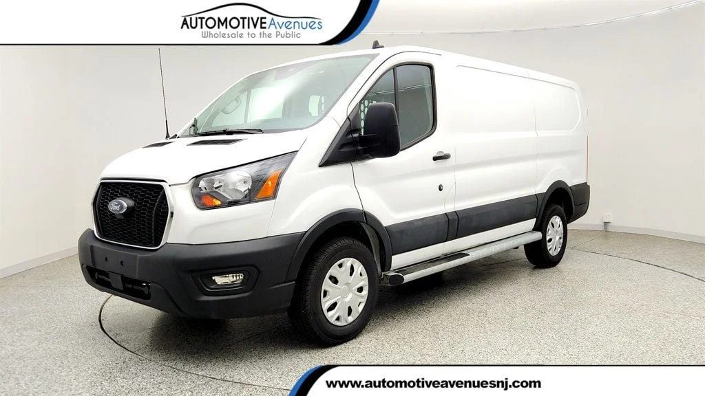 Used 2025 Oxford White Ford T-250 130