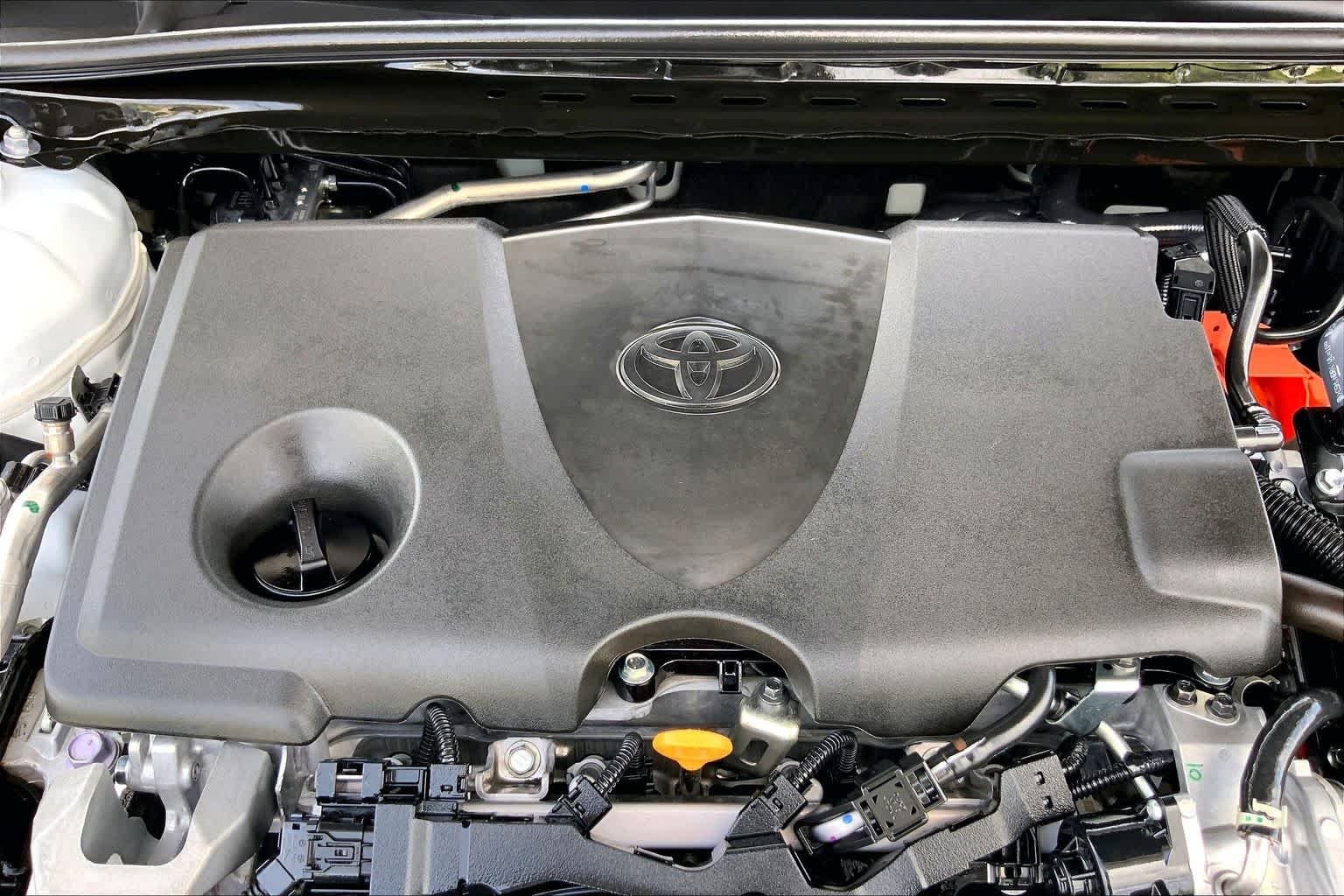 Certified Used 2026 Ice Cap Toyota SE image 32