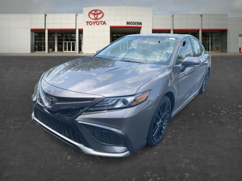 Used 2022 Predawn Gray Mica Toyota XSE image 1