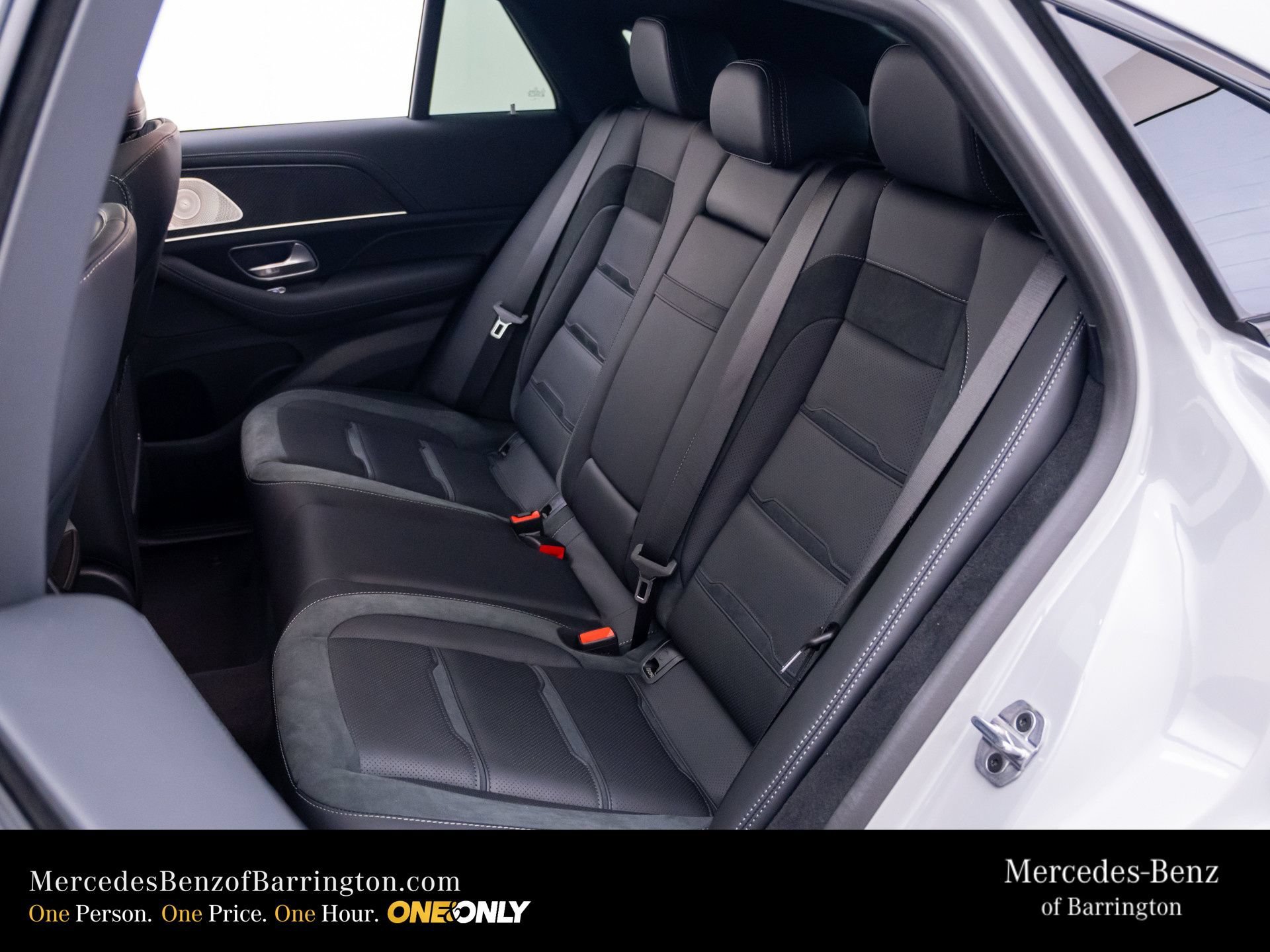 New 2026 MANUFAKTUR Alpine Grey Mercedes-Benz GLE 53 AMG® image 63