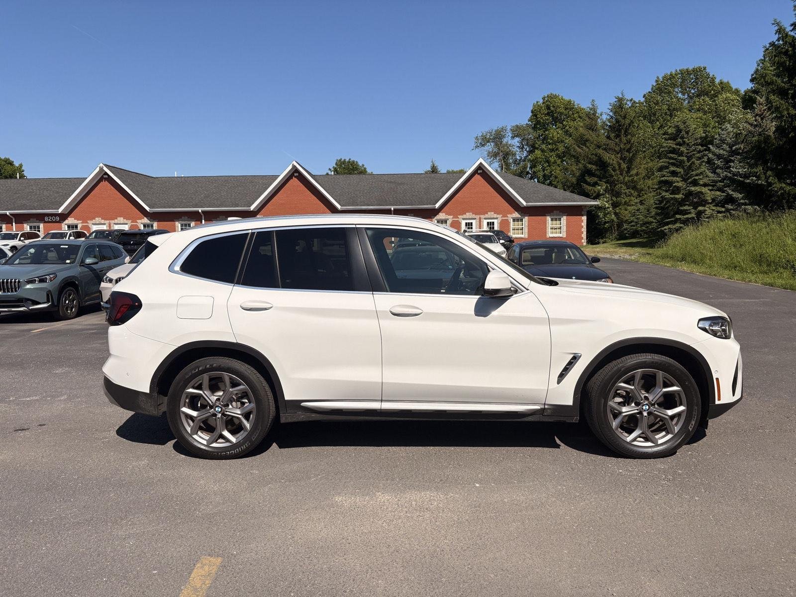Certified Used 2023 Alpine White BMW xDrive30i image 2