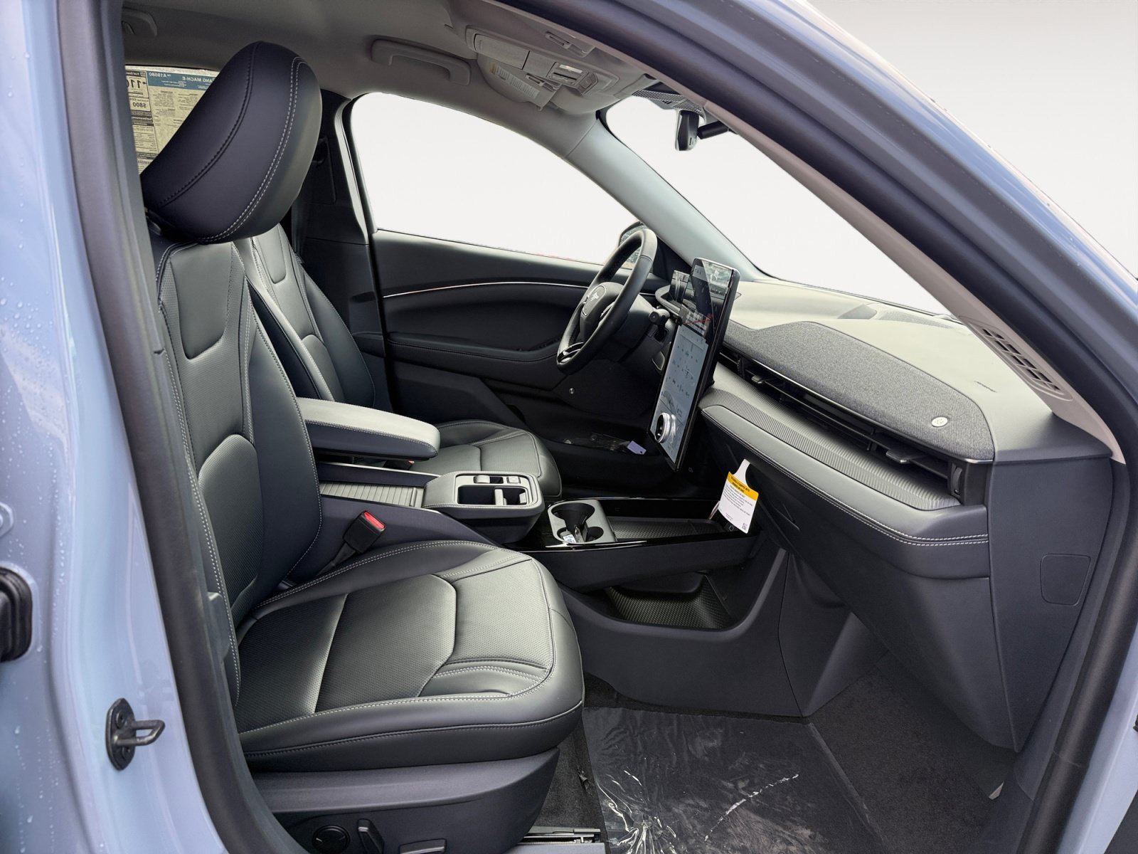 New 2026 Glacier Gray Metallic Tri-coat Ford Premium image 19