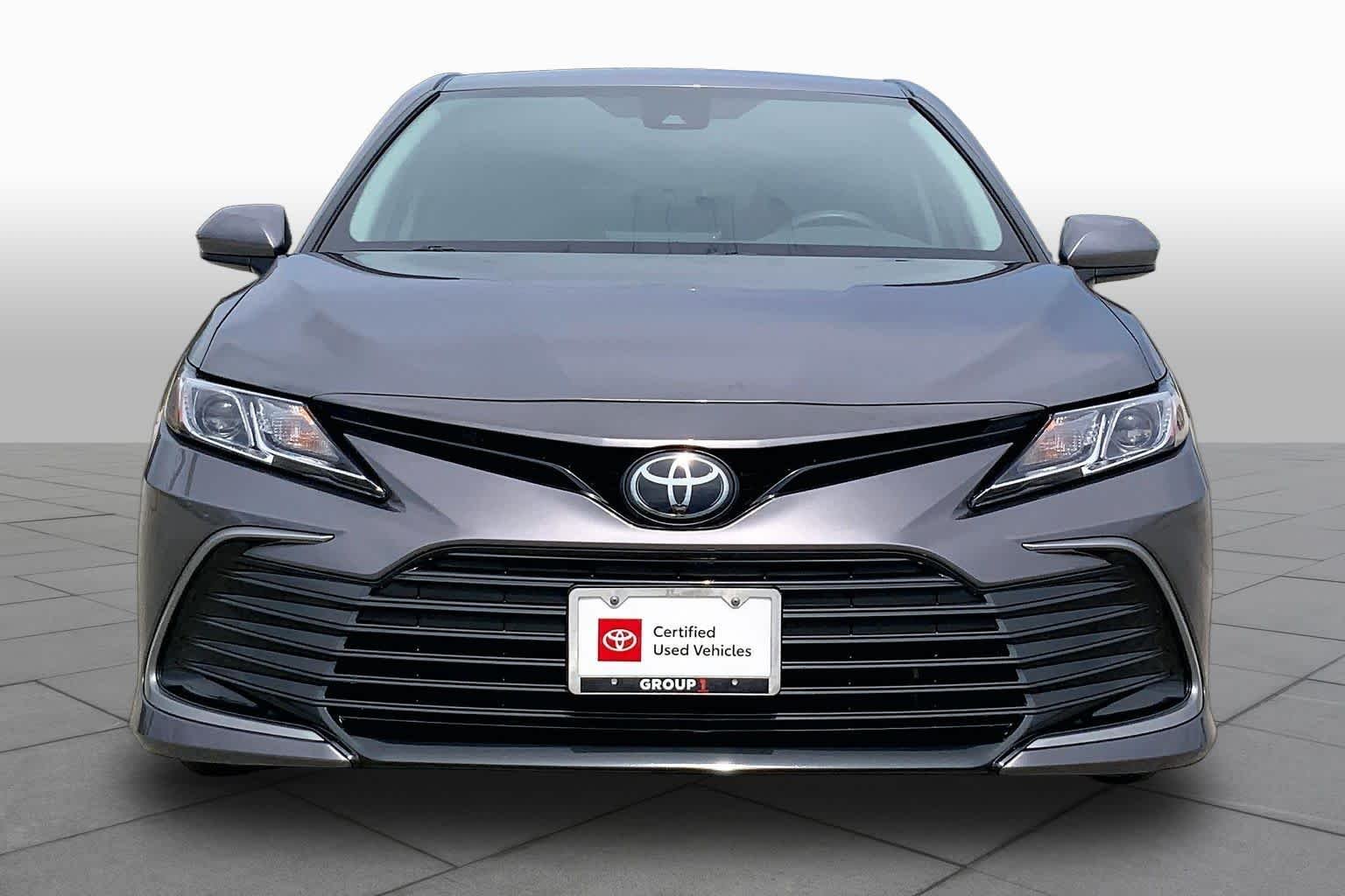 Used 2023 Predawn Gray Mica Toyota LE image 4