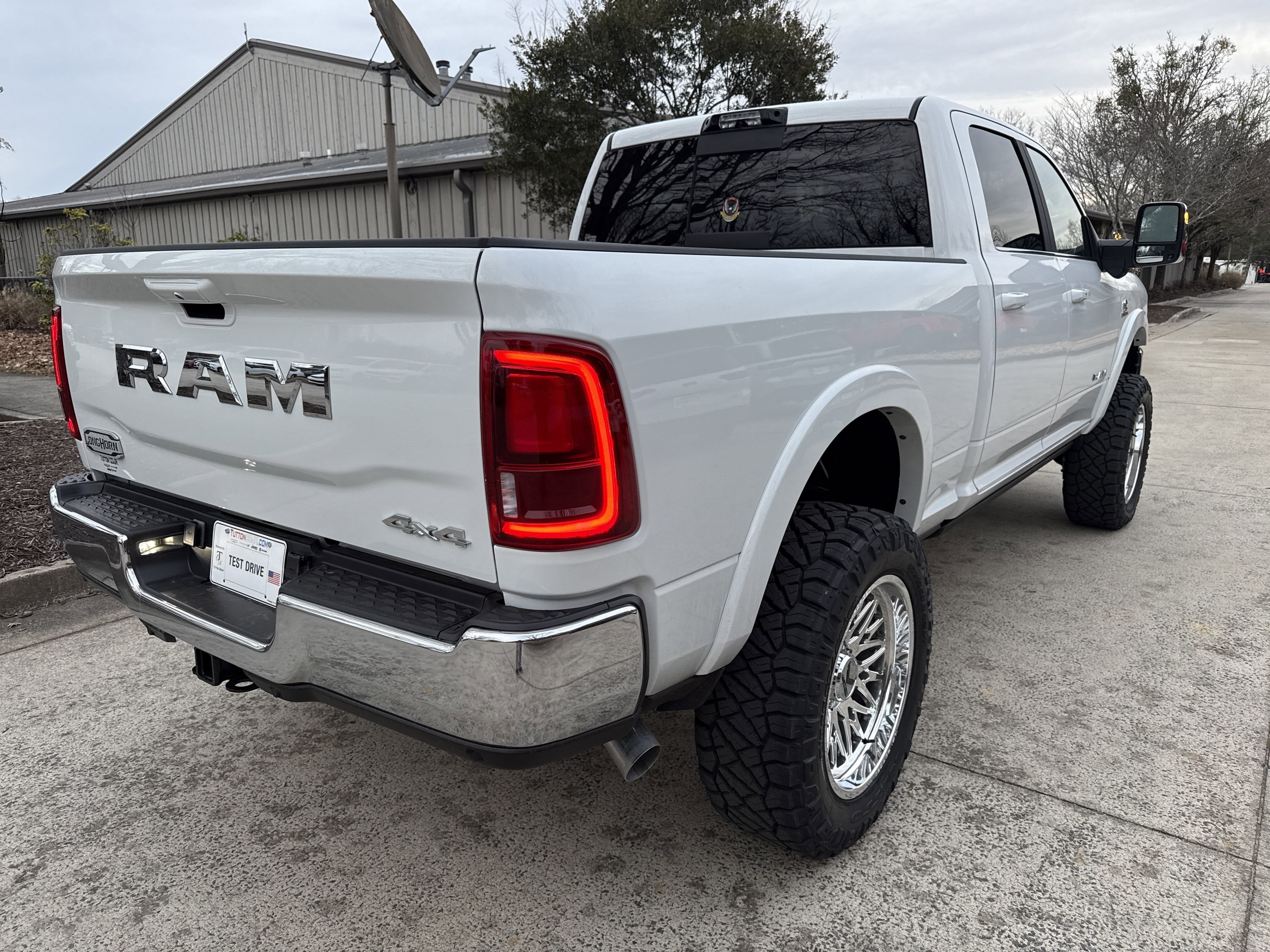 2025 RAM 2500 Limited - Photo 8