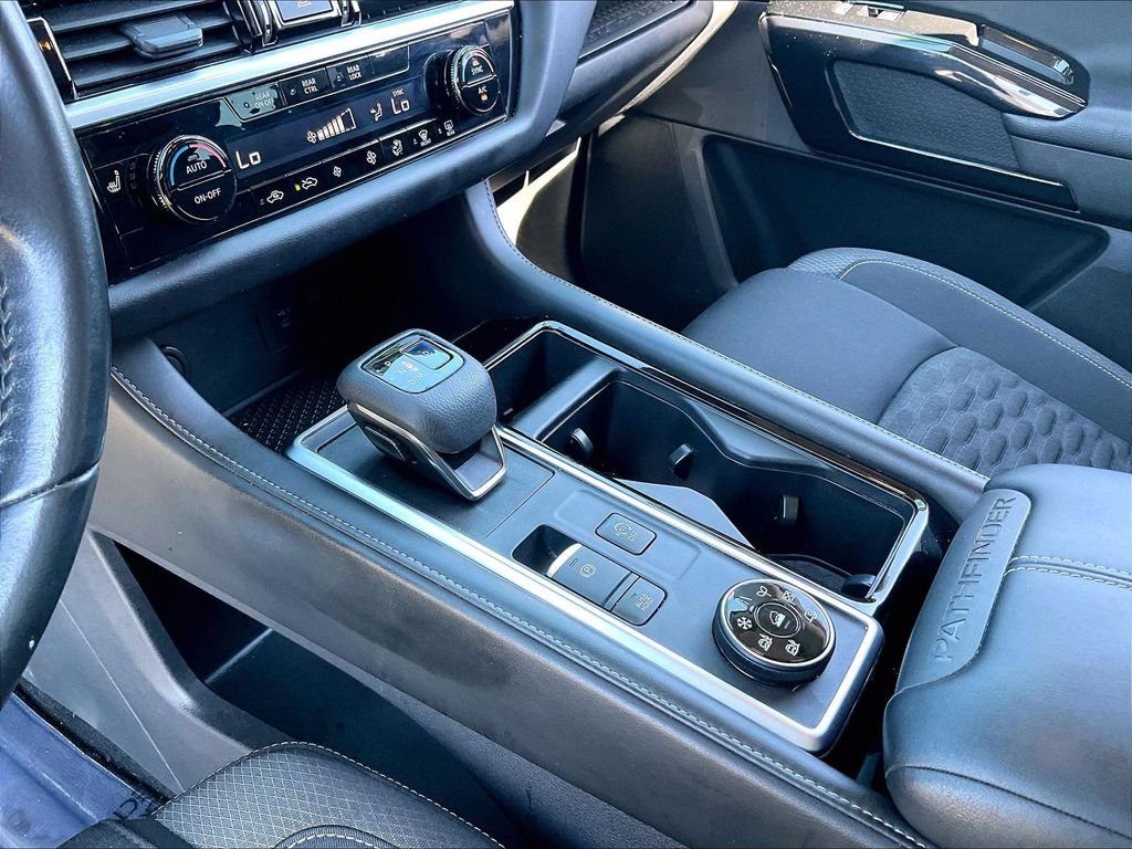 Used 2022 Gun Metallic Nissan SV image 20