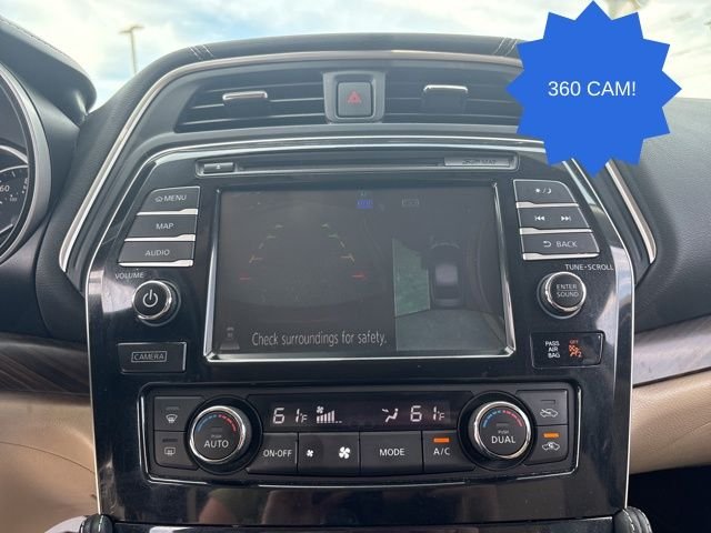 Used 2016 Red Nissan Platinum image 19