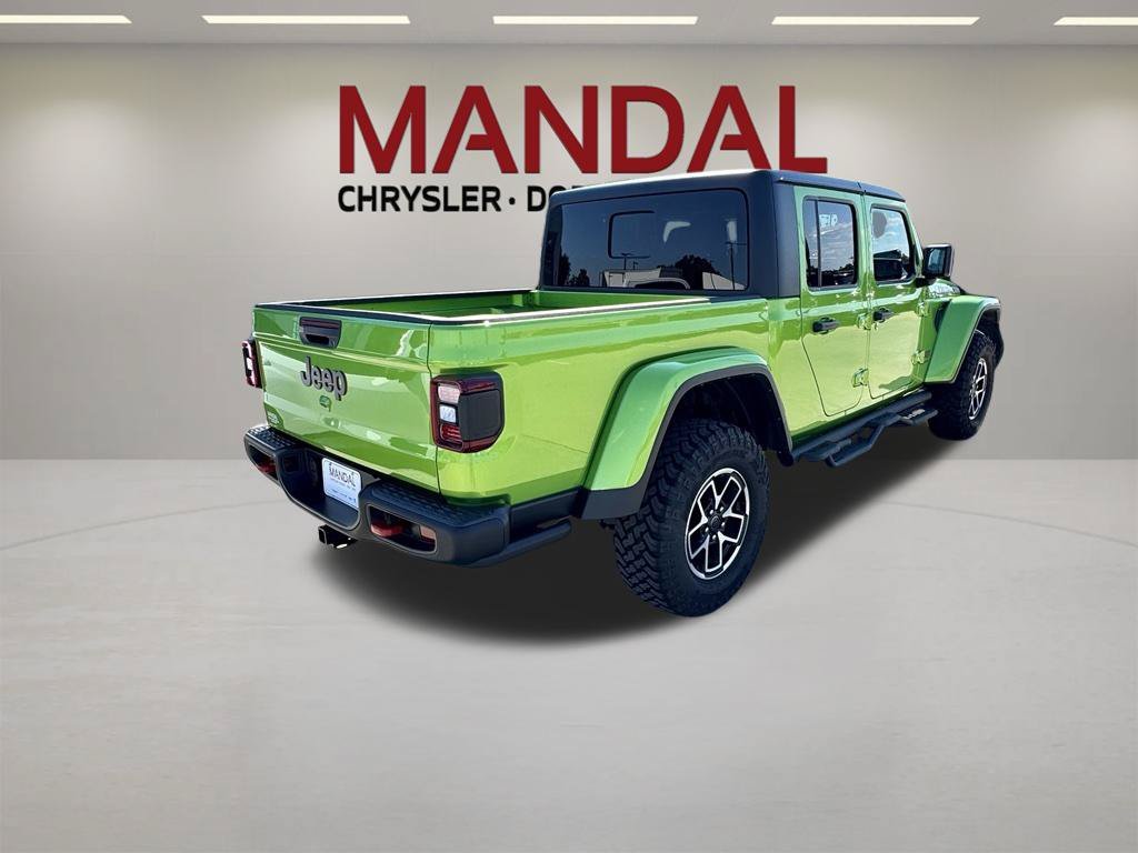 Used 2025 Green Jeep Rubicon image 6