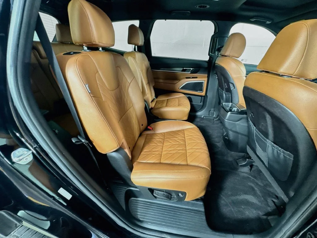 Used 2024 Black Kia EX X-Line image 38