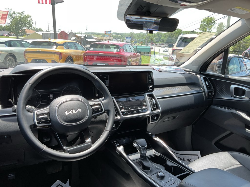 Certified Used 2022 Everlasting Silver Kia S image 22