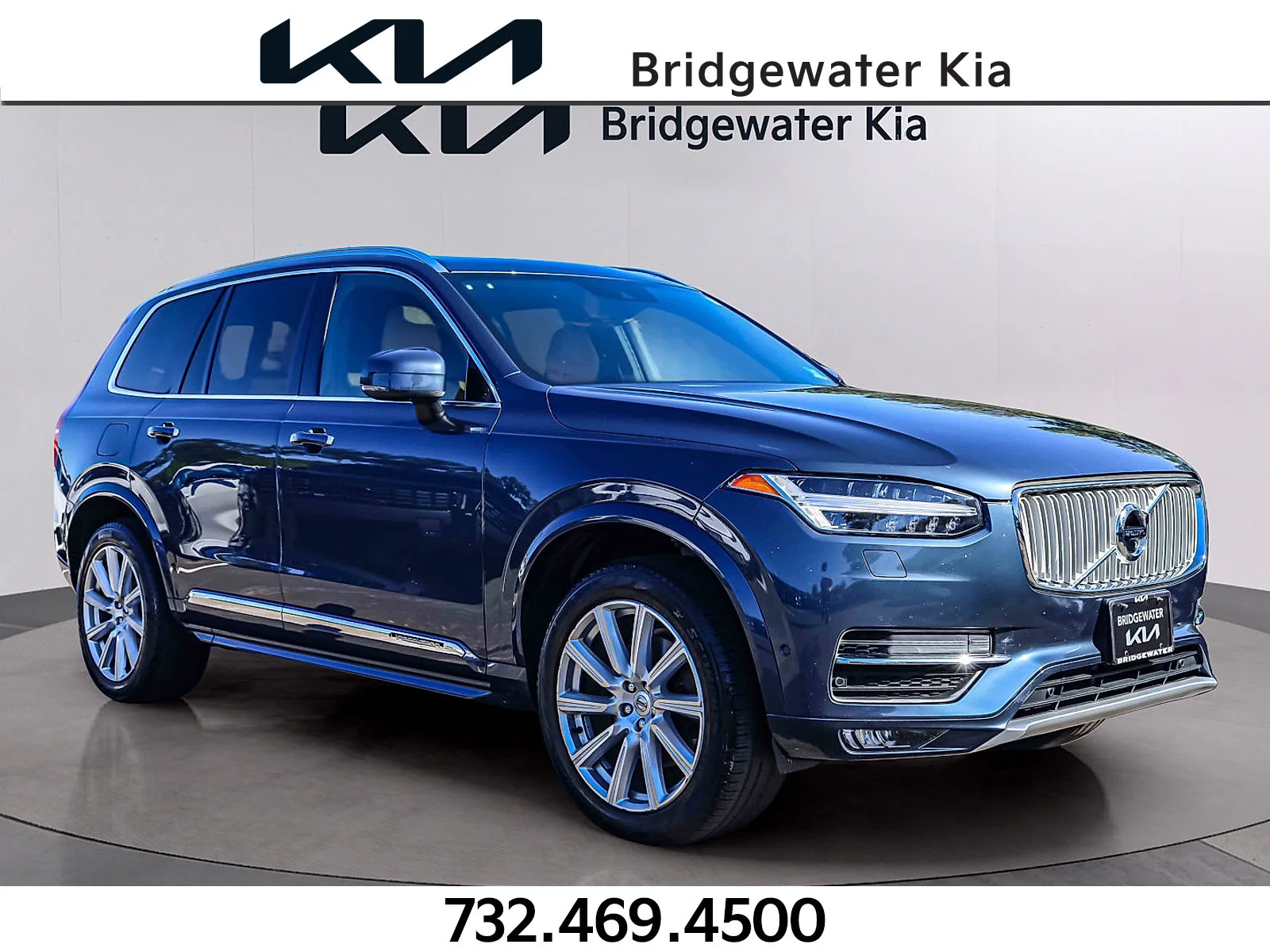 Used 2018  Volvo Inscription image 1