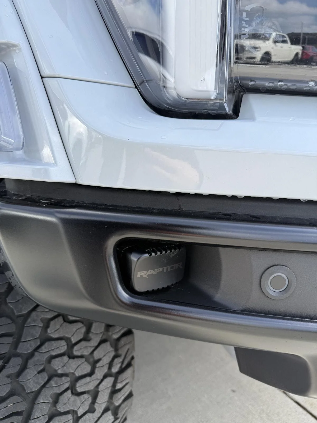 Certified Used 2025 Space White Ford Raptor image 31