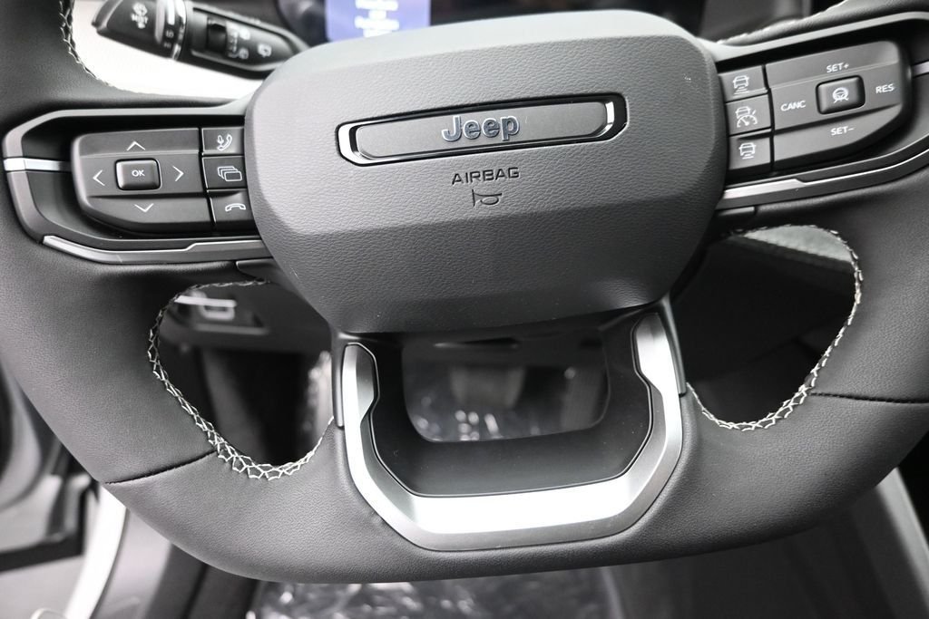 New 2026 Silver Zynith Clearcoat Jeep Laredo image 14