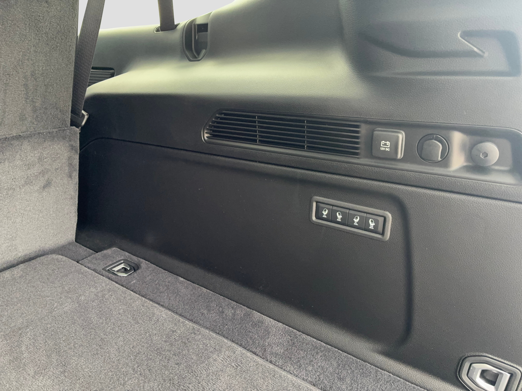 New 2026 Bright White Clearcoat Jeep Limited Altitude image 27