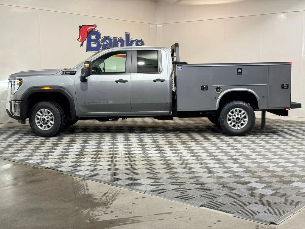 New 2026 Sterling Metallic GMC Pro image 5