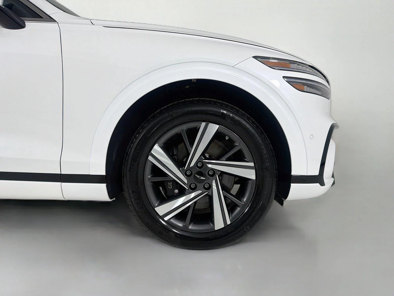 Used 2026 Uyuni White Genesis 3.5T Sport Advanced image 28