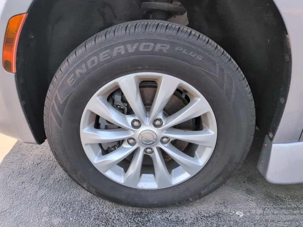 2018 Chrysler Pacifica Touring L Plus - Photo 10