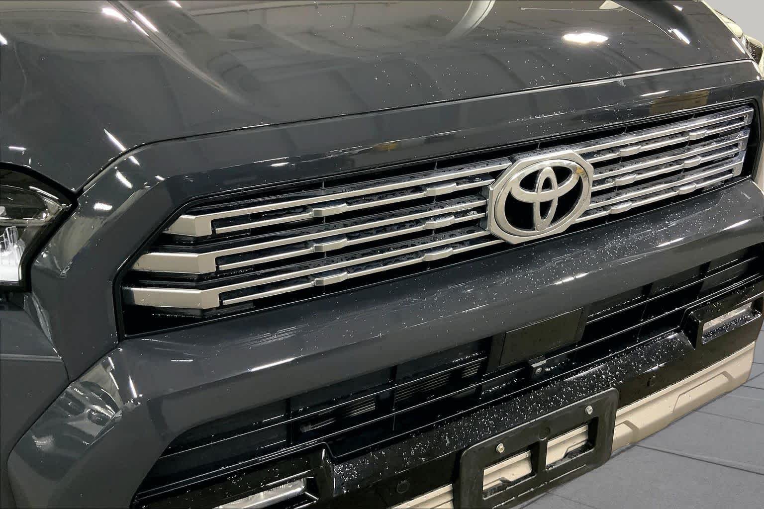 Used 2025 Underground Toyota Limited image 30