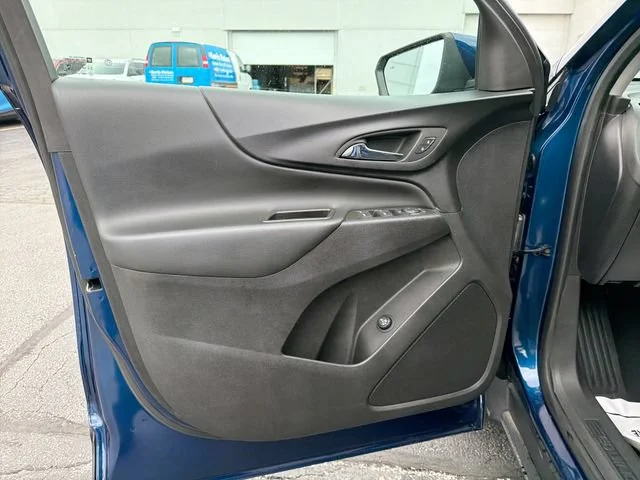 2022 Chevrolet Equinox LT - Photo 21
