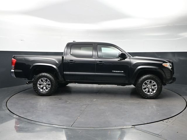 Used 2017 Black Toyota SR5 image 4