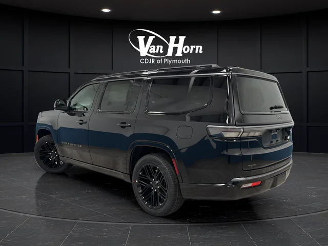 New 2026 High Gloss Black Exterior Paint Jeep Limited Reserve image 5