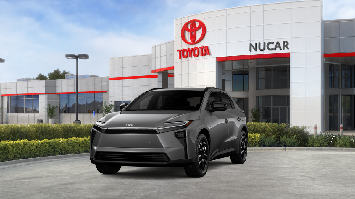New 2026 Heavy Metal Toyota XLE image 18