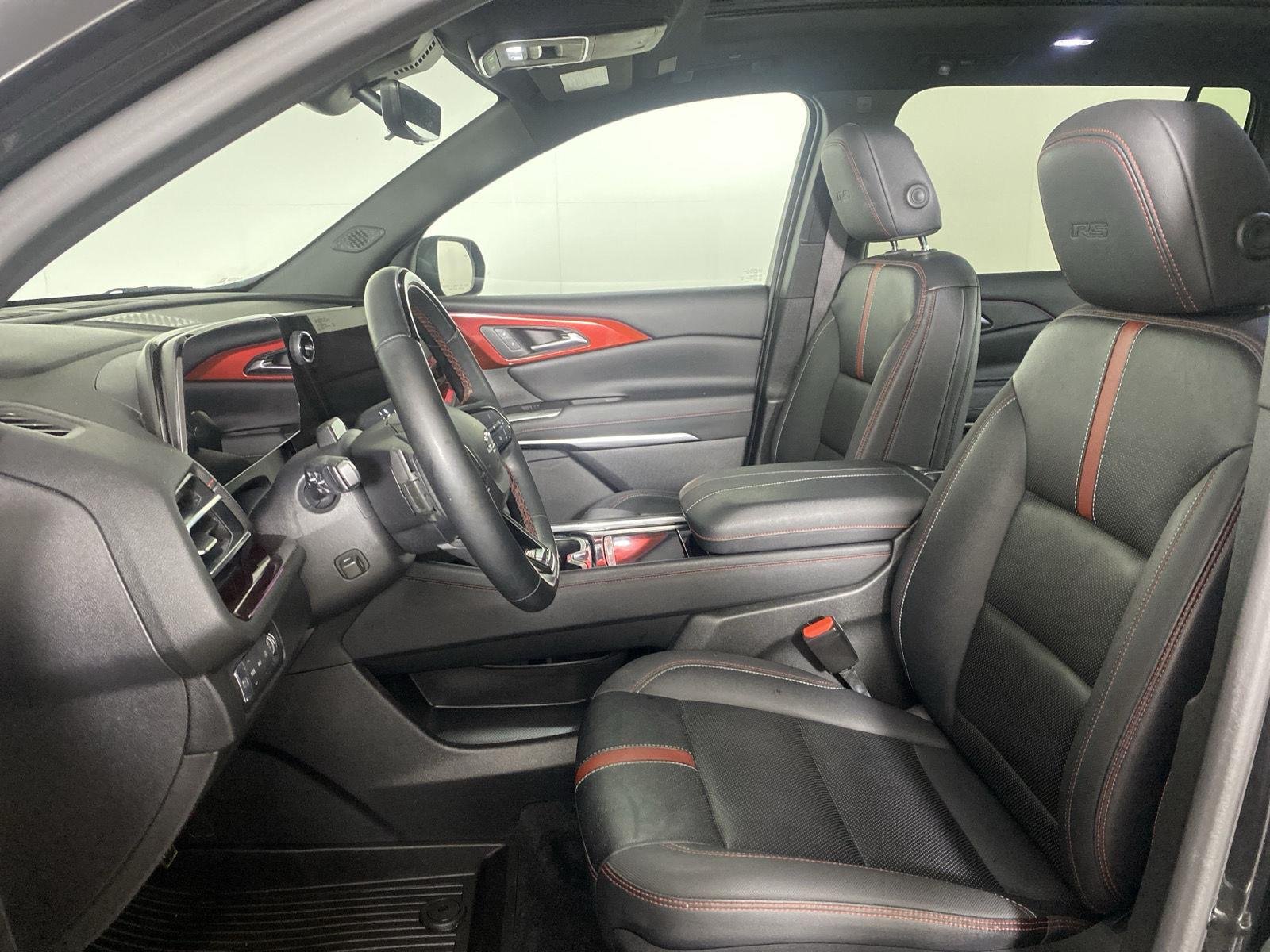 Used 2024 Mosaic Black Metallic Chevrolet AWD RS image 13