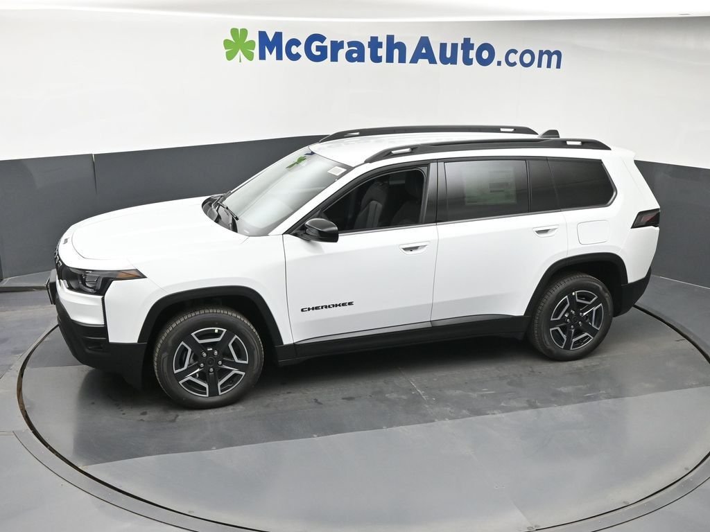 New 2026 Bright White Clearcoat Jeep Laredo image 17