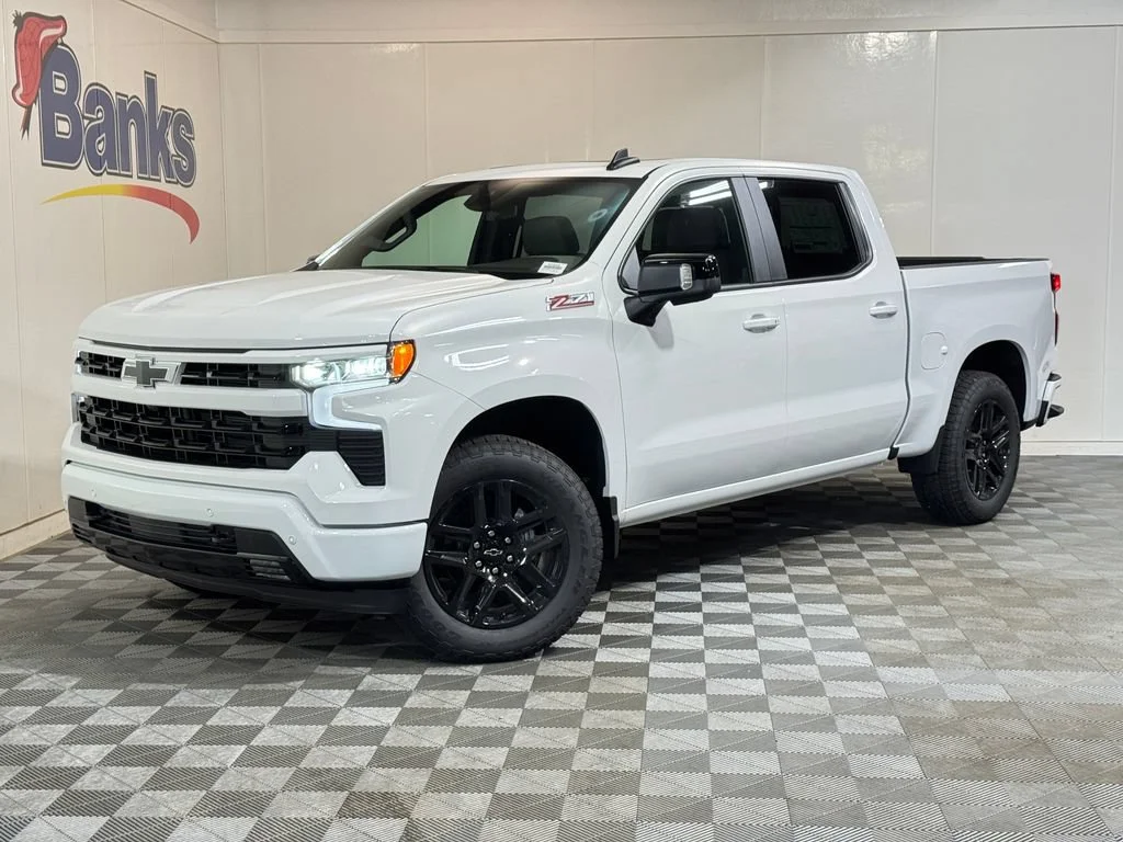 New 2026 Summit White Chevrolet RST image 2
