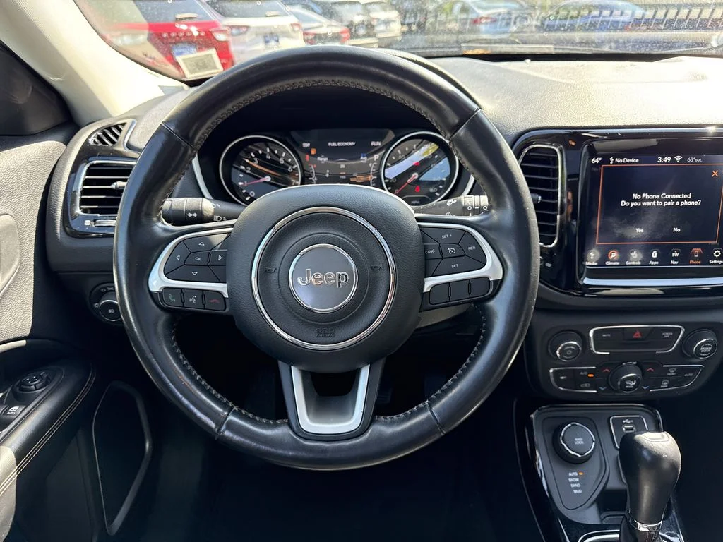 Used 2020 White Clearcoat Jeep Limited image 12