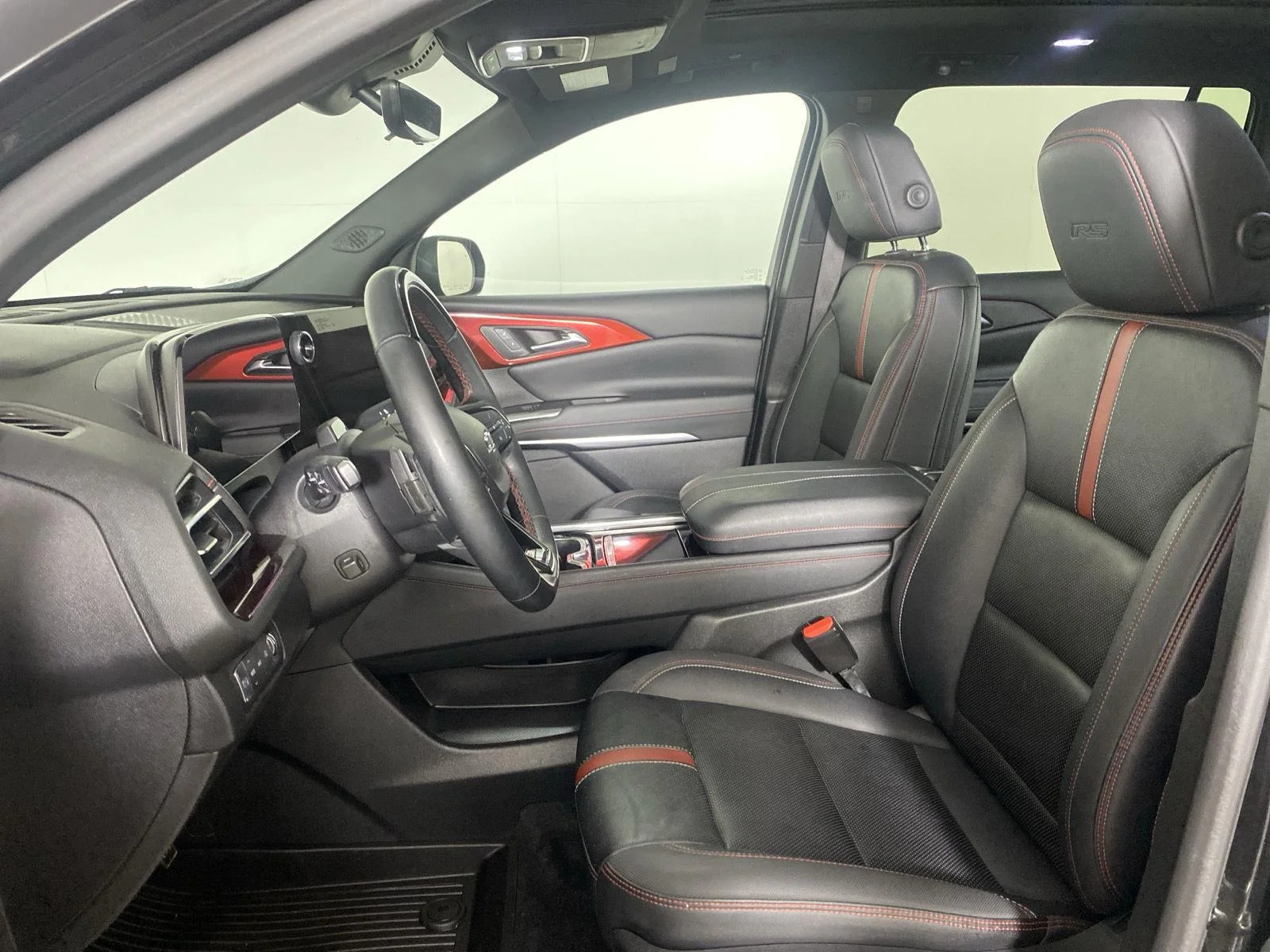 Used 2024 Mosaic Black Metallic Chevrolet AWD RS image 13