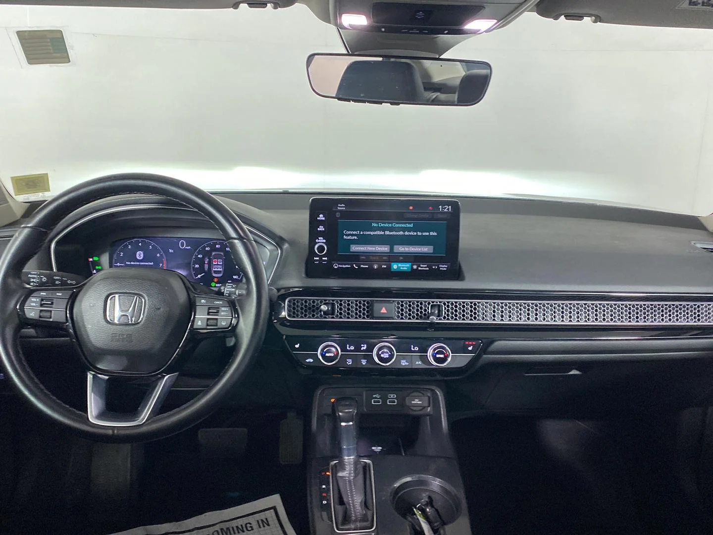 Used 2023 Crystal Black Pearl Honda Touring image 17