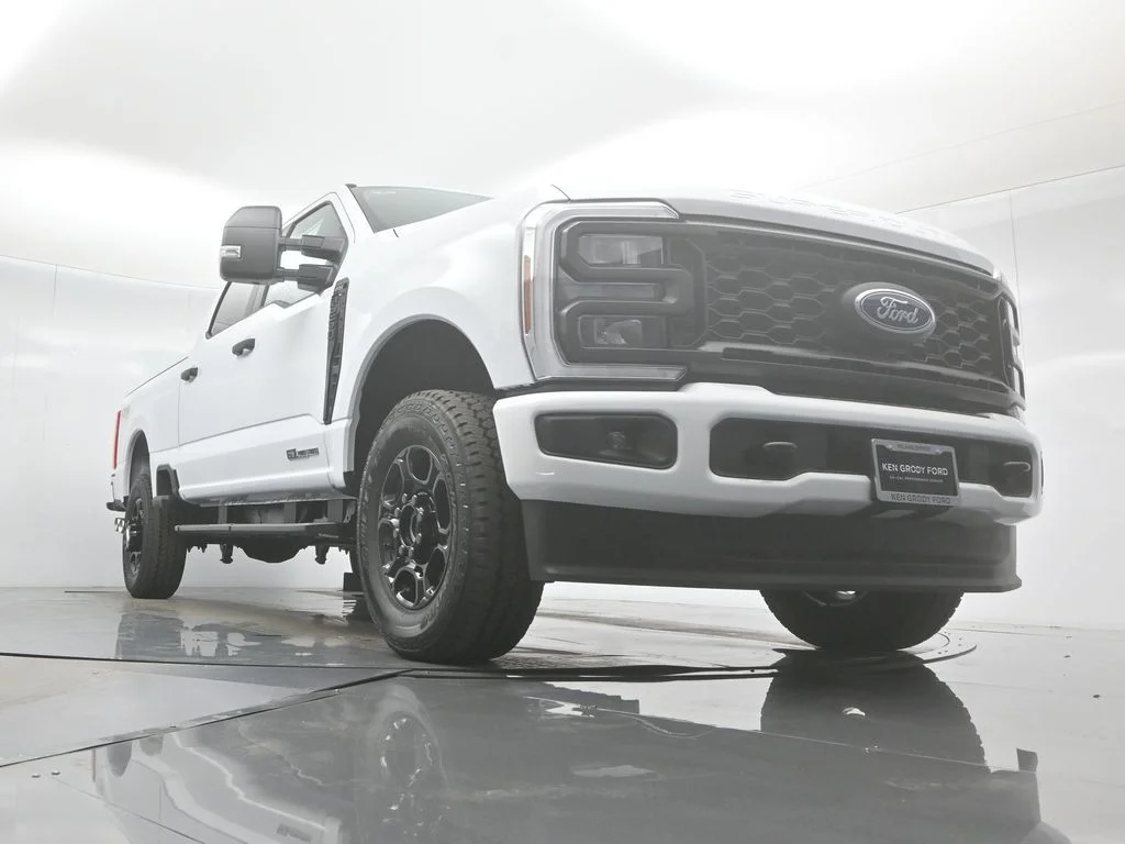 New 2026 White Ford XL image 43