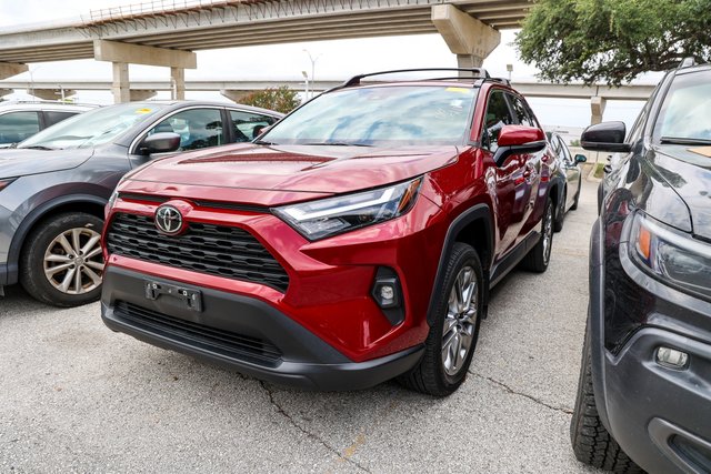 2023 Toyota RAV4 XLE Premium