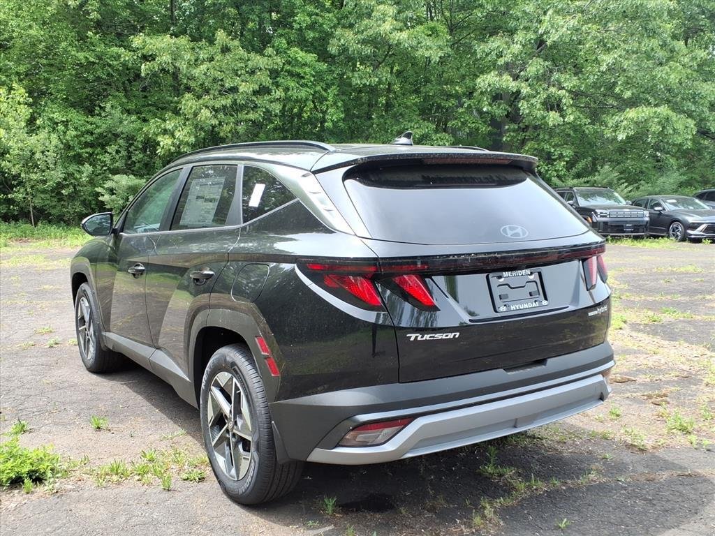 New 2026 Ash Black Hyundai SEL AWD image 6
