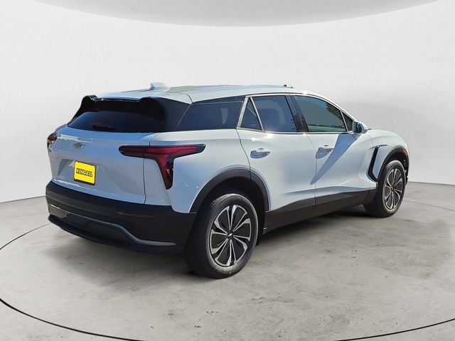 New 2026 Summit White Chevrolet LT image 5