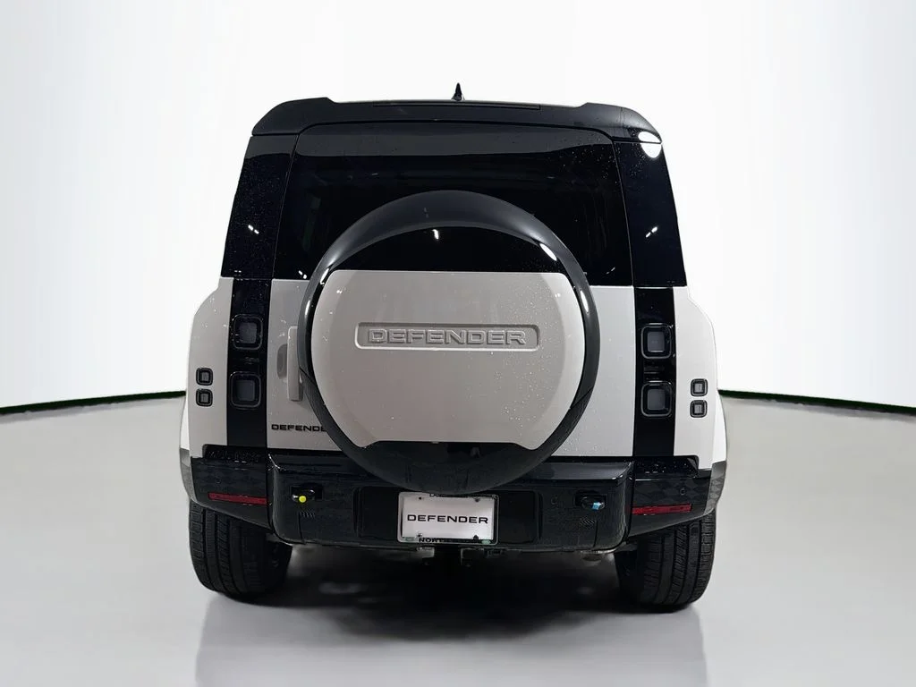 New 2026 Borasco Grey Land Rover X-Dynamic SE image 6