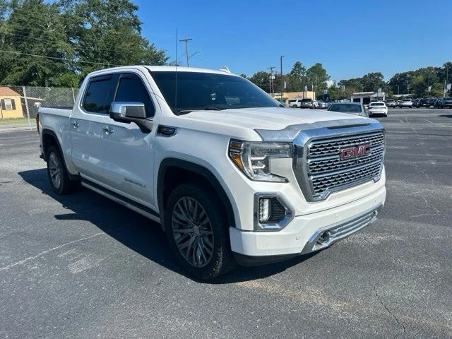 Used 2019 White GMC Denali image 6
