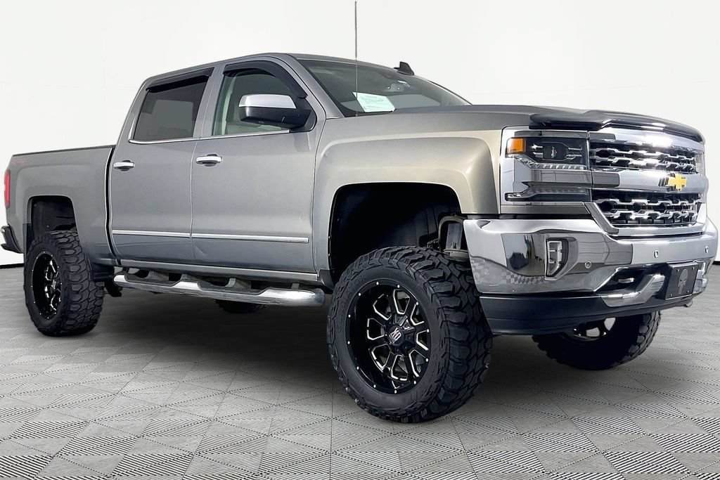 2017 Chevrolet Silverado 1500 LTZ - Photo 3