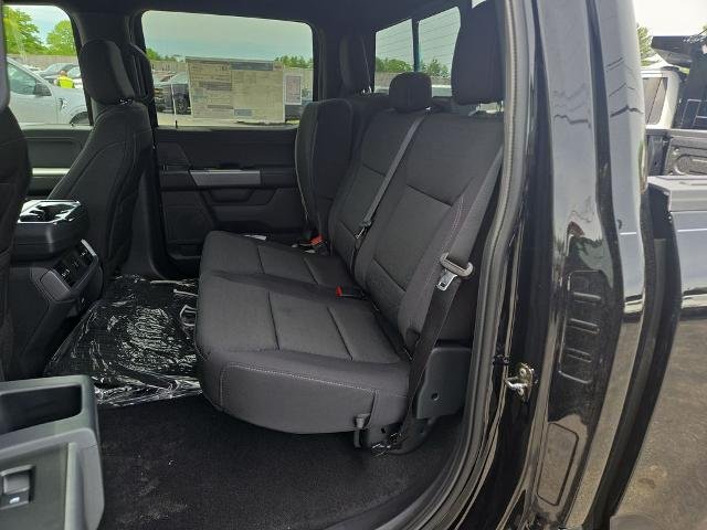 New 2026 Agate Black Metallic Ford XLT image 24
