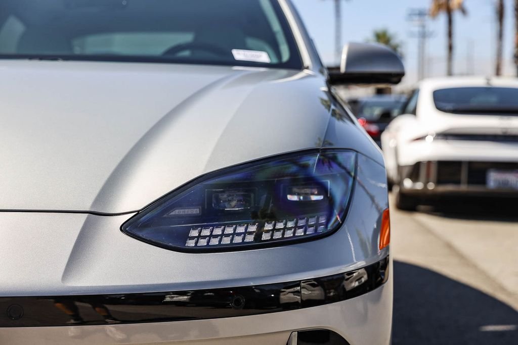 2024 Hyundai IONIQ 6 Limited - Photo 10