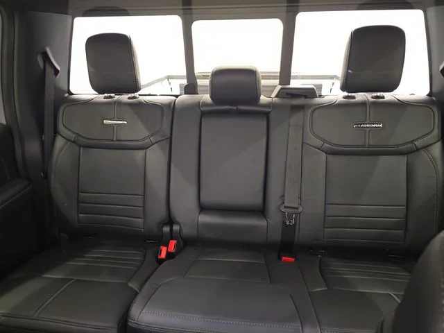 New 2026 Avalanche Ford Platinum® image 27