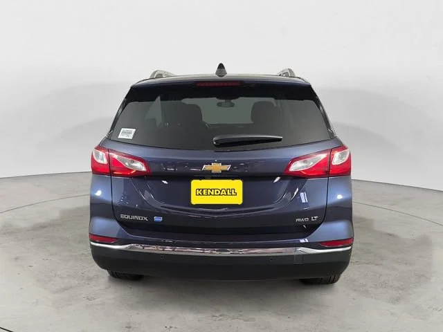 Used 2018 STORM BLUE METALLIC Chevrolet LT image 4