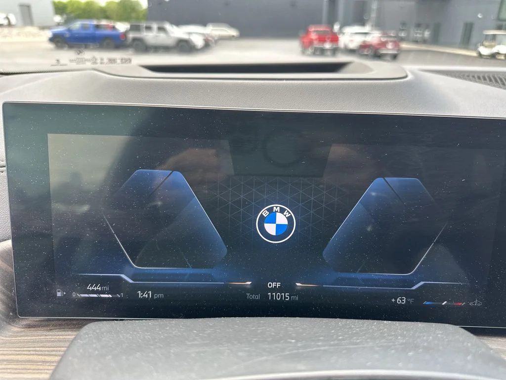 Used 2025 Blue BMW xDrive40i image 21
