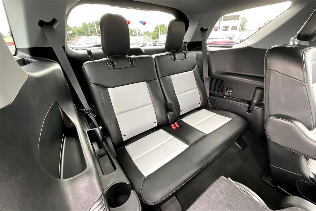Used 2022 Gray Ford XLT image 27