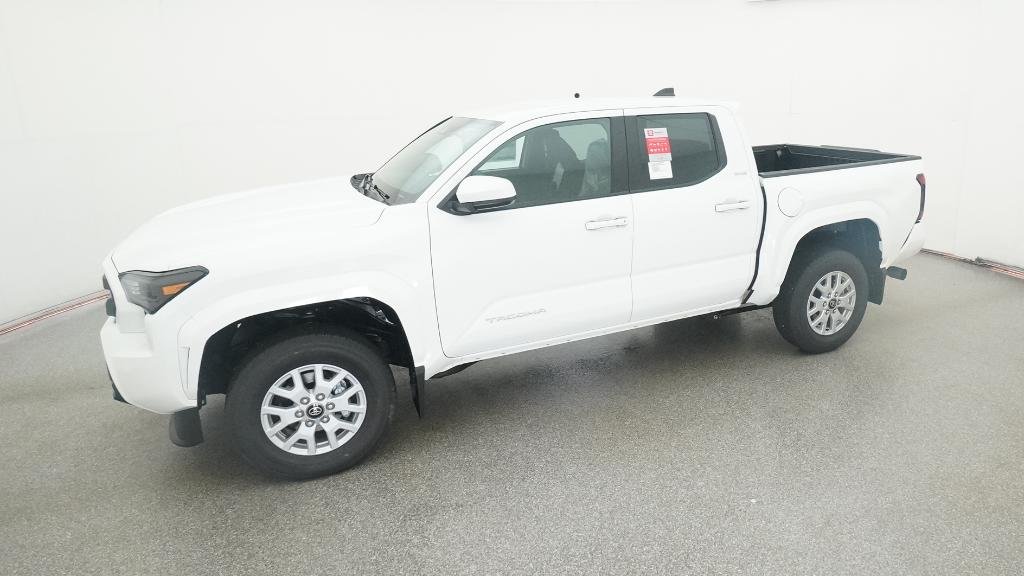 2025 Toyota Tacoma SR5 - Photo 8