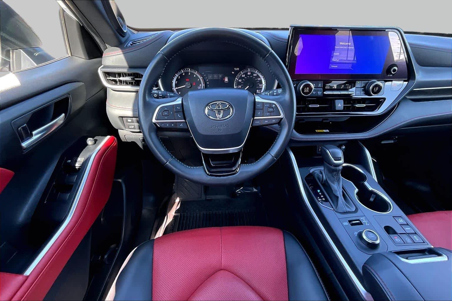 Certified Used 2024 Wind Chill Pearl Toyota XSE image 5