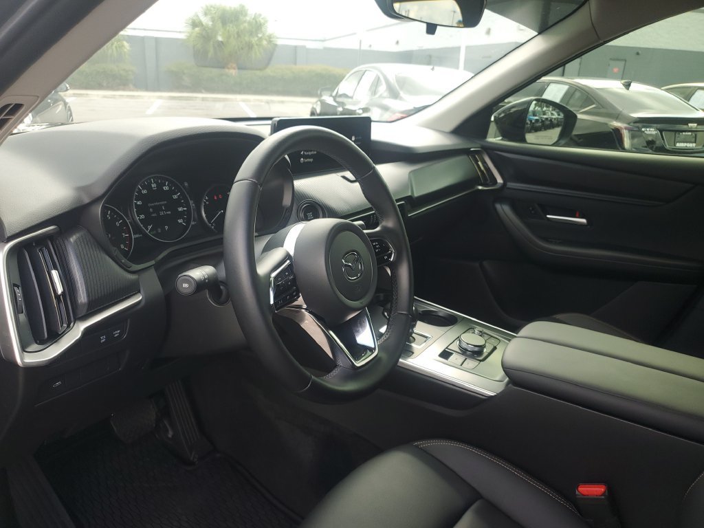 Used 2025 Black Mazda 3.3 Turbo Select image 12