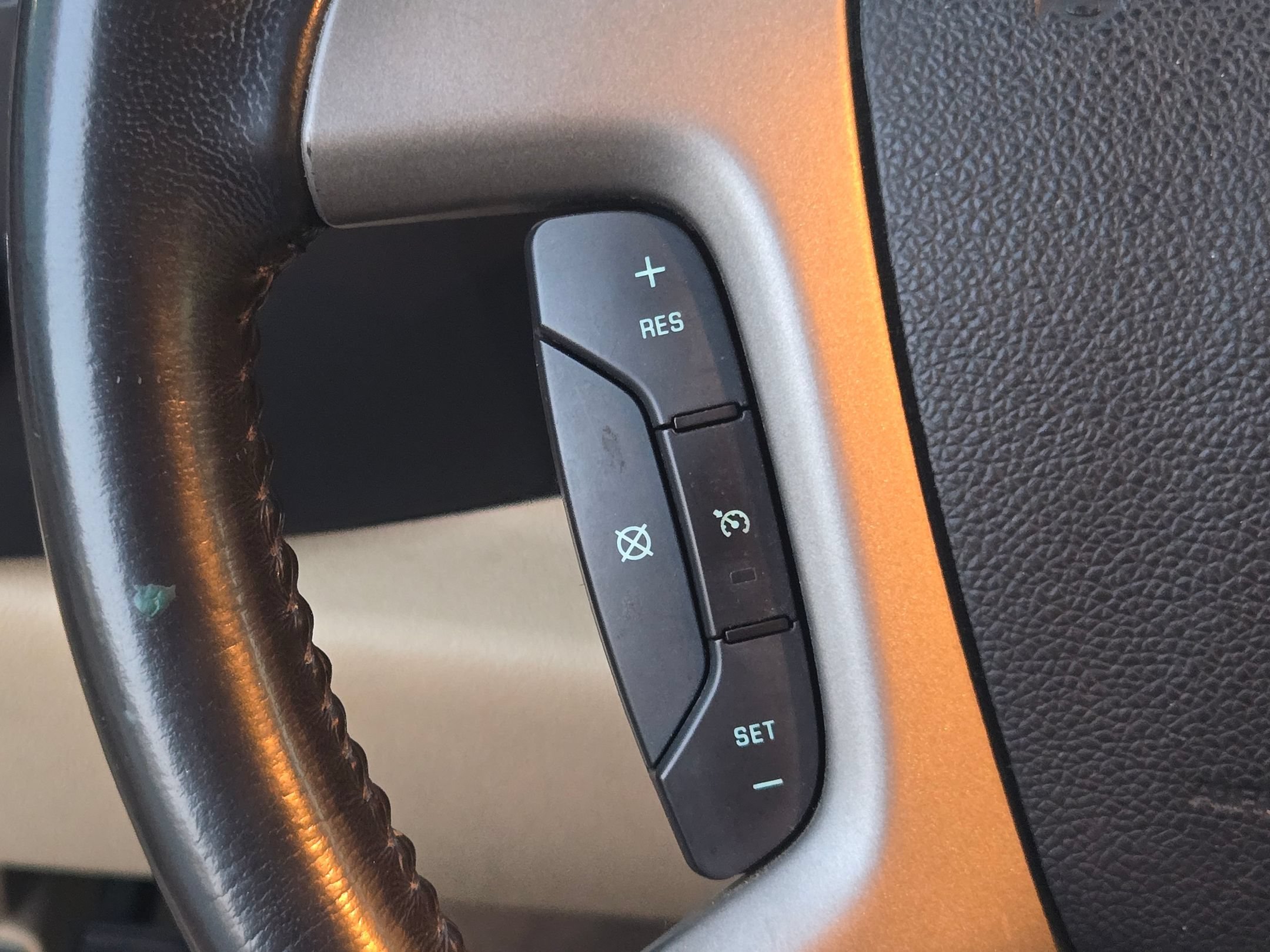 Used 2012 Summit White Chevrolet LT image 27